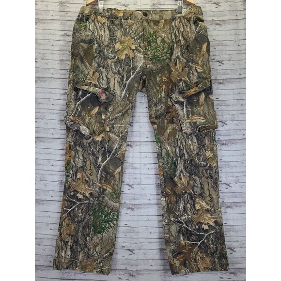 Magellan Outdoors Other - Magellan Pants Men's Outdoors Realtree Edge Camo Cargo Hunting 2XL 40x30.5